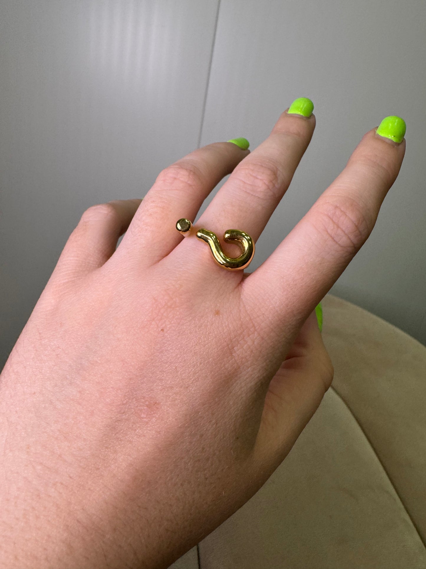 Anillo ?