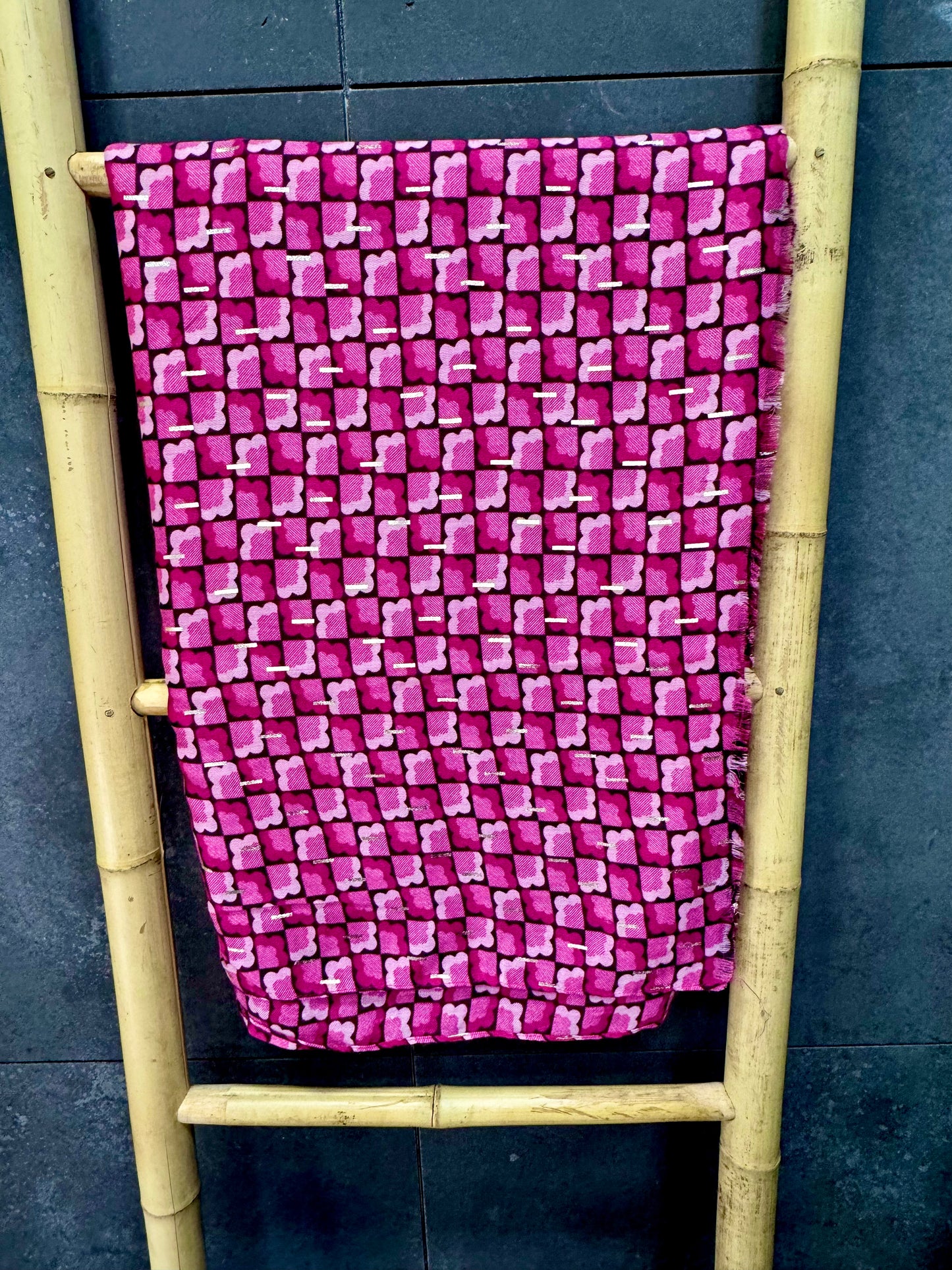 Pañuelo Geométrico