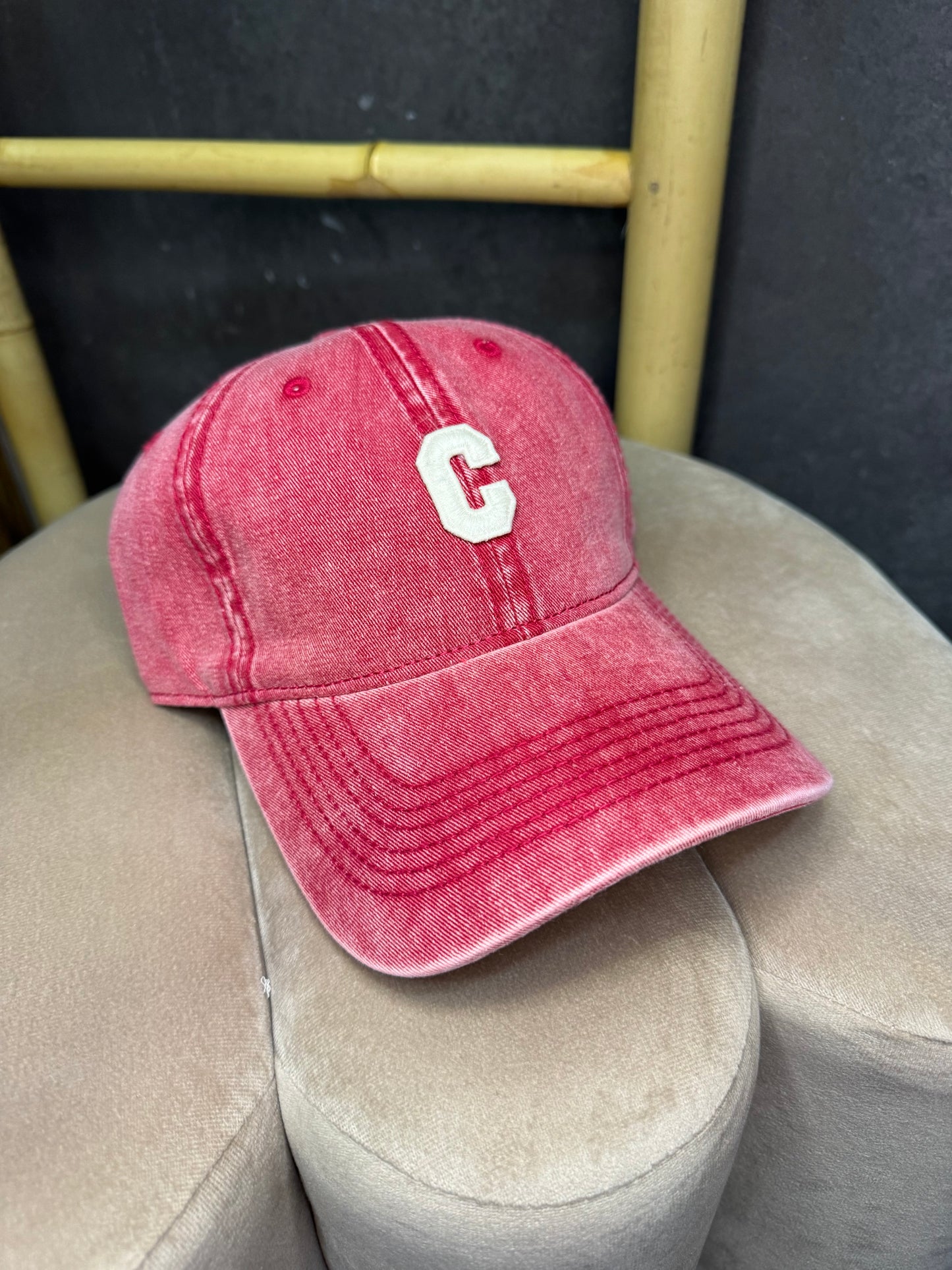 Gorra vaquera roja