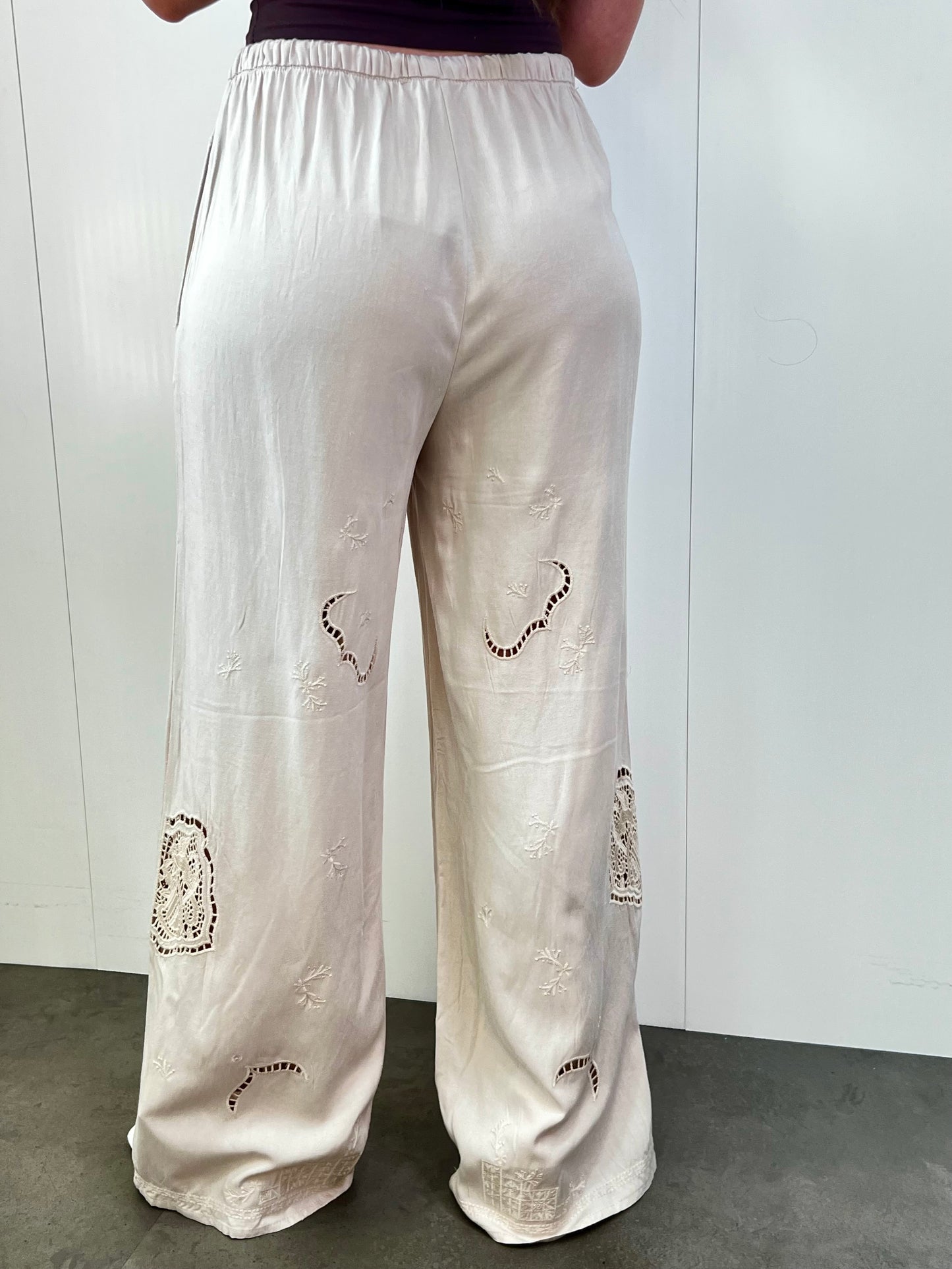 Pantalón Crochet 02