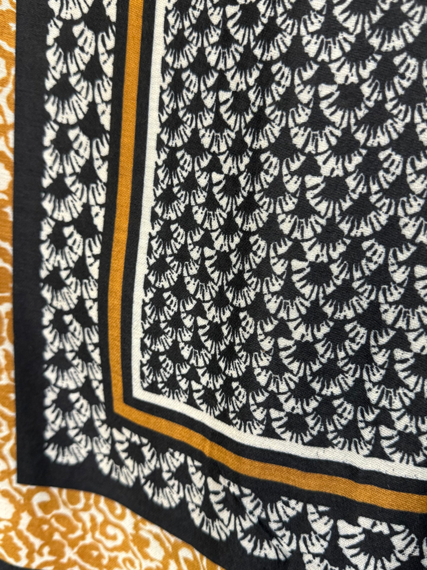 Pañuelo Tribal